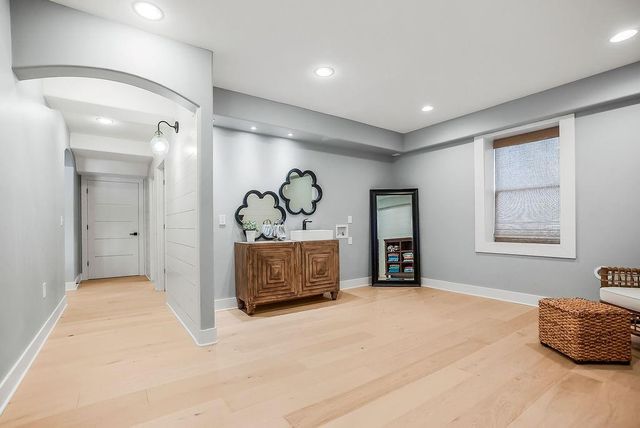 9900 W 152nd Street, Overland Park, KS 66221