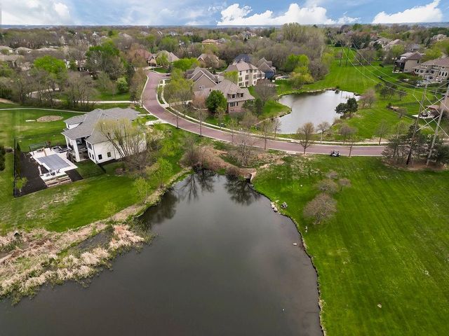 9900 W 152nd Street, Overland Park, KS 66221