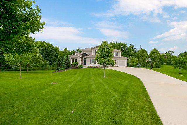 9900 W 152nd Street, Overland Park, KS 66221