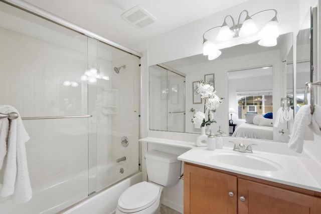 808 Lenzen Avenue 106, San Jose, CA 95126