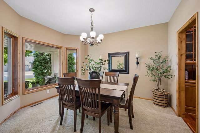 9858 Vagabond Lane N, Maple Grove, MN 55311
