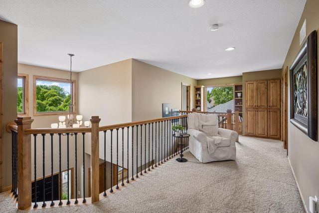 9858 Vagabond Lane N, Maple Grove, MN 55311