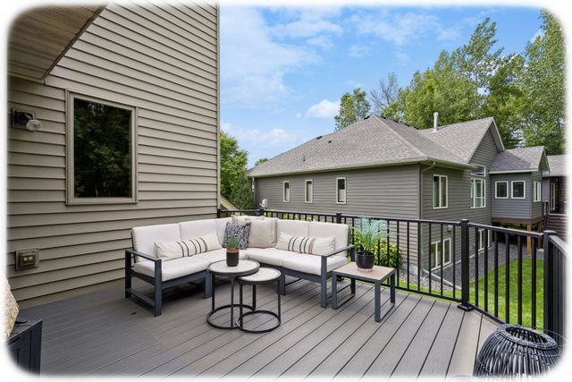 9858 Vagabond Lane N, Maple Grove, MN 55311