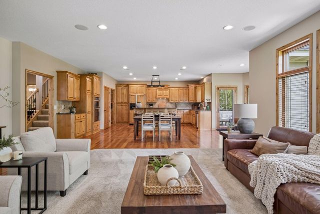 9858 Vagabond Lane N, Maple Grove, MN 55311