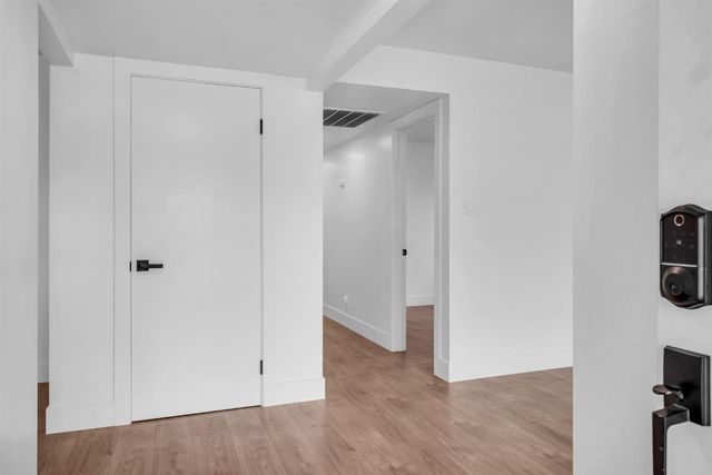 6788 9th Ave, Sacramento, CA 95820