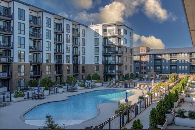 200 Manufacturers Road Apt 342, Chattanooga, TN 37405