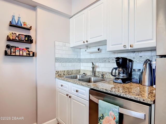 145 N Halifax Ave Apt 702, Daytona Beach, FL 32118
