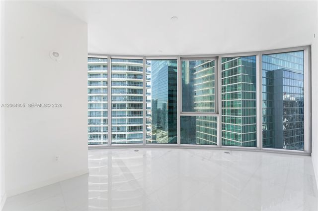 300 Biscayne Blvd Way 3507, Miami, FL 33131