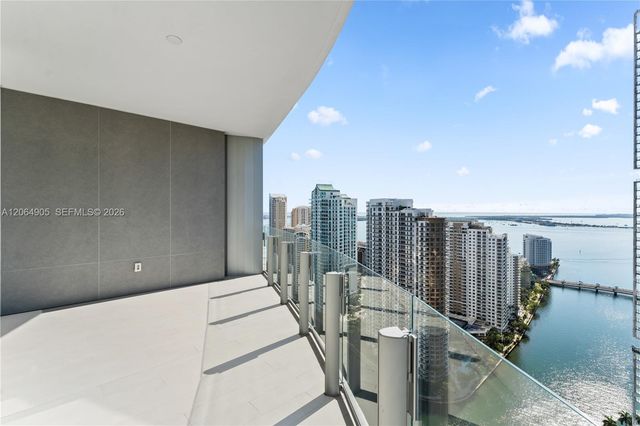 300 Biscayne Blvd Way 3507, Miami, FL 33131