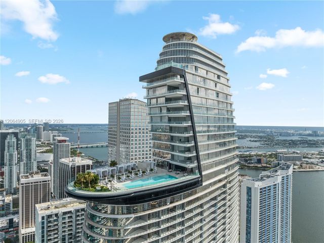300 Biscayne Blvd Way 3507, Miami, FL 33131