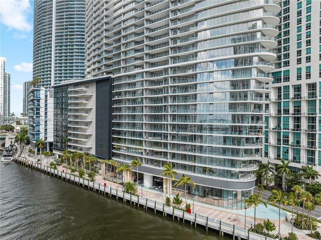 300 Biscayne Blvd Way 3507, Miami, FL 33131