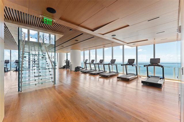 300 Biscayne Blvd Way 3507, Miami, FL 33131