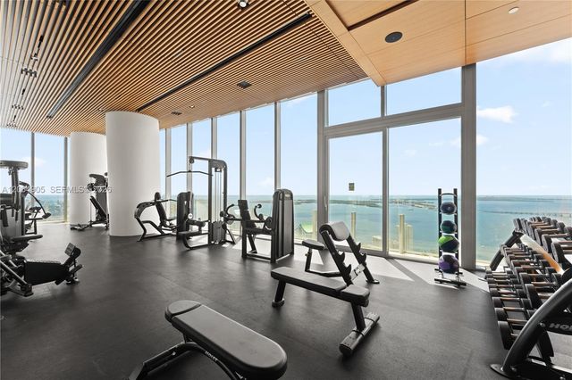 300 Biscayne Blvd Way 3507, Miami, FL 33131