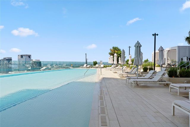 300 Biscayne Blvd Way 3507, Miami, FL 33131
