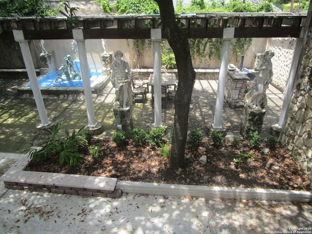 403 W Elsmere Pl Apt 4, San Antonio, TX 78212