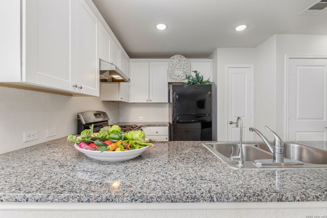12923 LINKS BCH, San Antonio, TX 78221