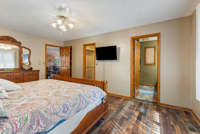 11 Acala Place, Hot Springs Village, AR 71909