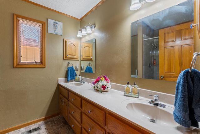 11 Acala Place, Hot Springs Village, AR 71909
