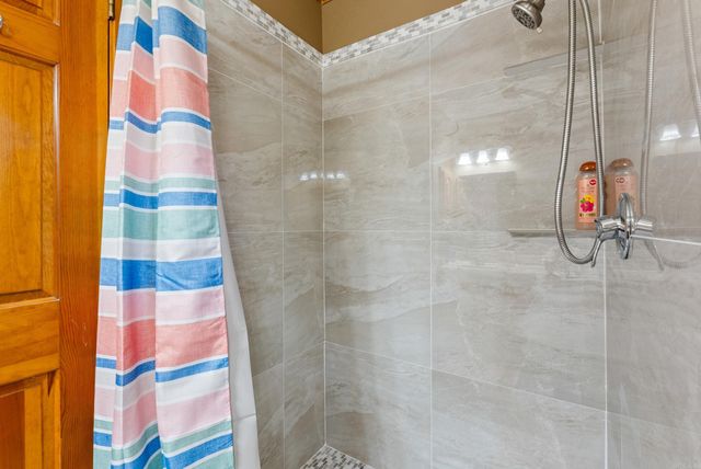 11 Acala Place, Hot Springs Village, AR 71909