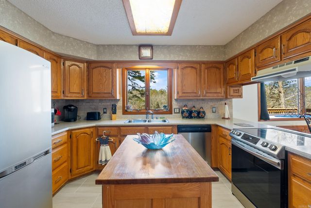 11 Acala Place, Hot Springs Village, AR 71909