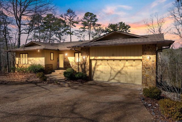 11 Acala Place, Hot Springs Village, AR 71909