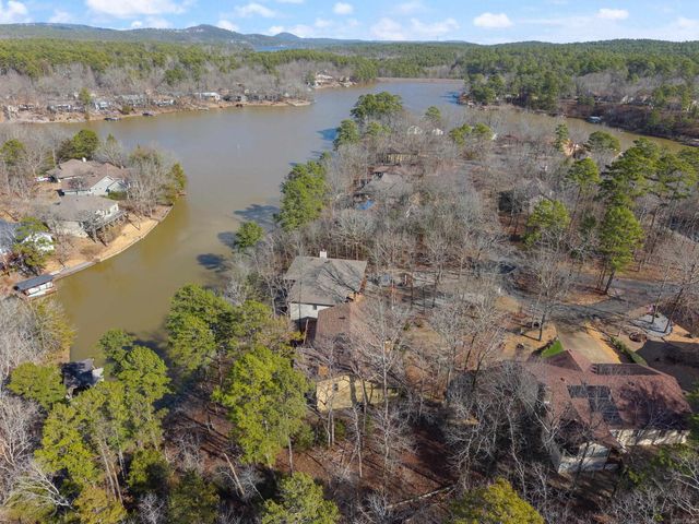 11 Acala Place, Hot Springs Village, AR 71909