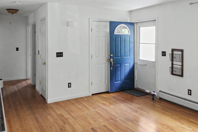 163 Pleasant Avenue, Burlington, VT 05401