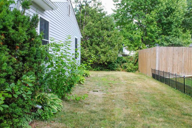 163 Pleasant Avenue, Burlington, VT 05401