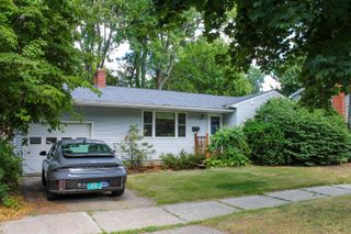 163 Pleasant Avenue, Burlington, VT 05401