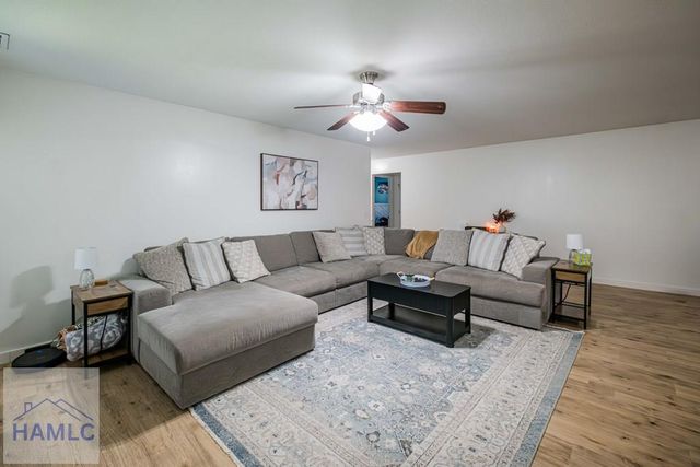 17 Raintree Way, Port Wentworth, GA 31407