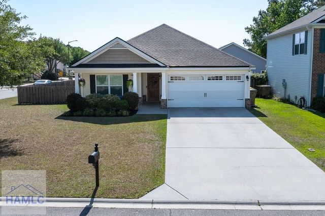 17 Raintree Way, Port Wentworth, GA 31407