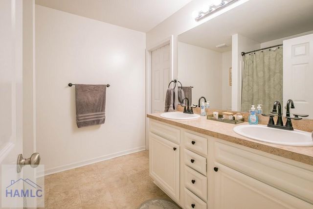 17 Raintree Way, Port Wentworth, GA 31407
