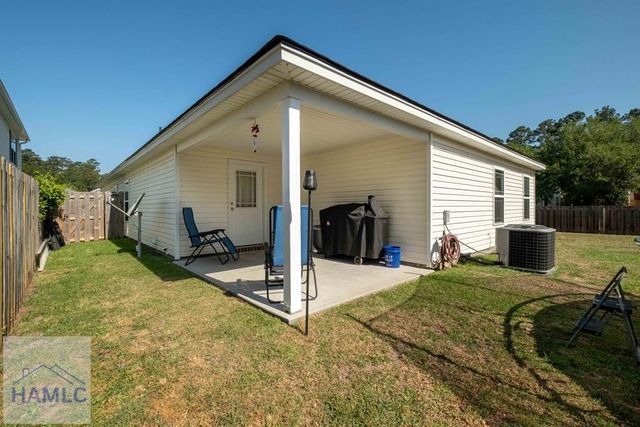 17 Raintree Way, Port Wentworth, GA 31407
