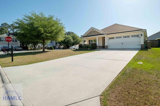 17 Raintree Way, Port Wentworth, GA 31407