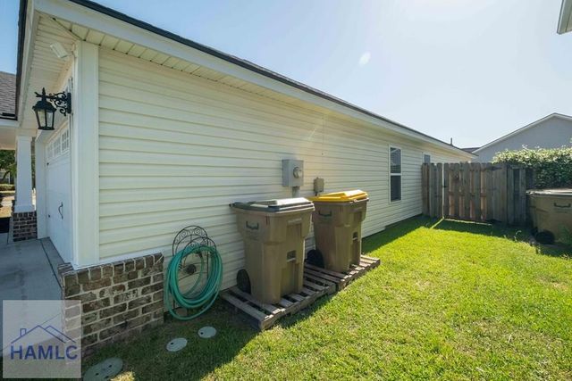 17 Raintree Way, Port Wentworth, GA 31407