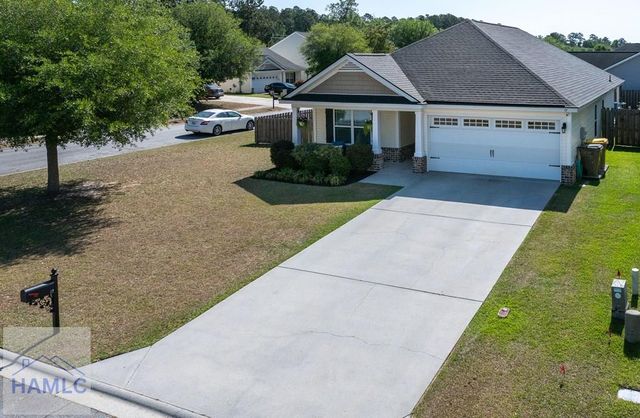 17 Raintree Way, Port Wentworth, GA 31407