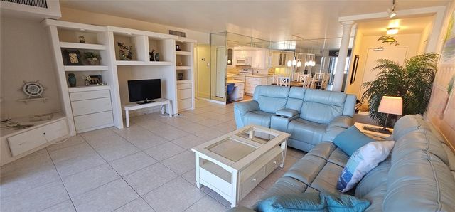 10355 PARADISE BOULEVARD 710, Treasure Island, FL 33706