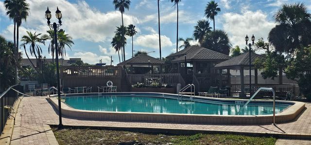 10355 PARADISE BOULEVARD 710, Treasure Island, FL 33706