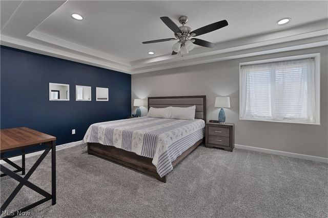 2900 Whispering Pines Drive, Canfield, OH 44406