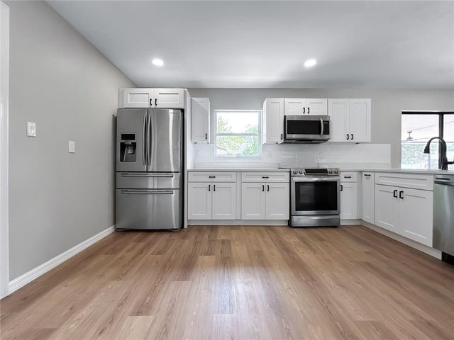 1832 NE 6TH STREET, Ocala, FL 34470