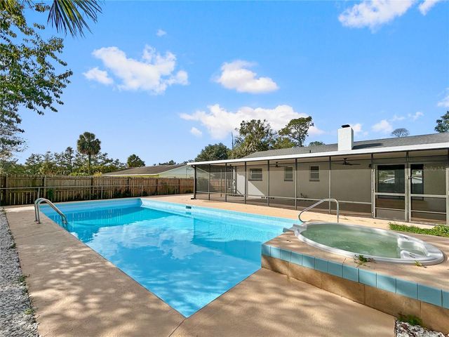 1832 NE 6TH STREET, Ocala, FL 34470