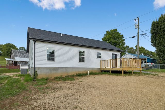 102 Hills St, Woodbury, TN 37190