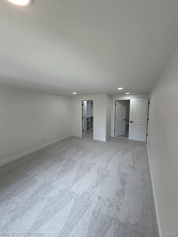 6128 Anne Drive, West Bloomfield Charter Township, MI 48322