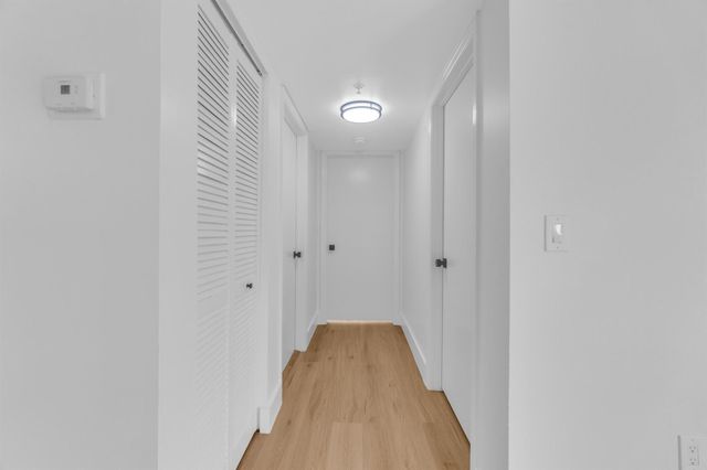 400 Crestwood Court N 420, Royal Palm Beach, FL 33411