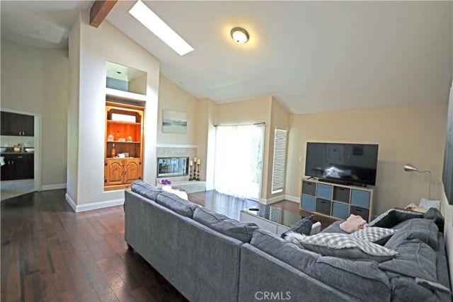 365 N Magnolia, Orange, CA 92866