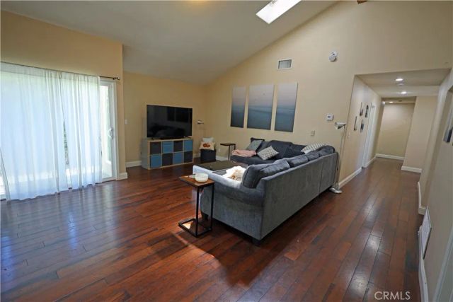 365 N Magnolia, Orange, CA 92866