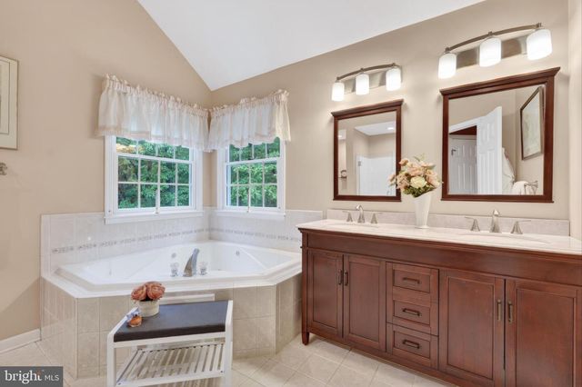 42 WILD LAUREL CT, Elkton, MD 21921