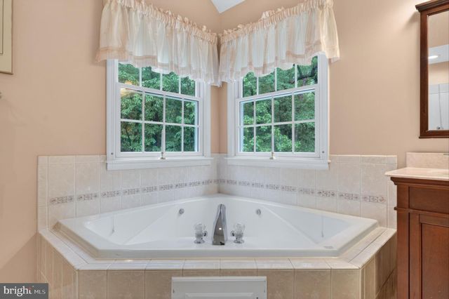 42 WILD LAUREL CT, Elkton, MD 21921