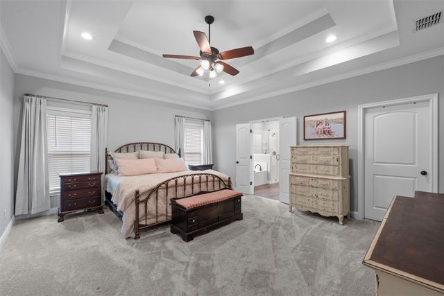 717 Wintergreen Drive, Hewitt, TX 76643