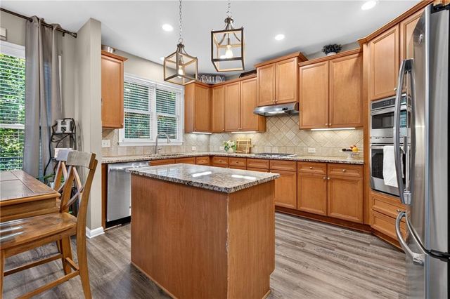 1753 Country Wood Drive, Hoschton, GA 30548